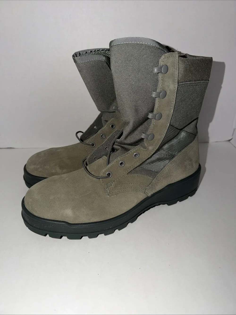 Thorogood UFCW Hot Weather Steel Toe Vibram Sole Sage Boots 9.5R 8430 - NWOT